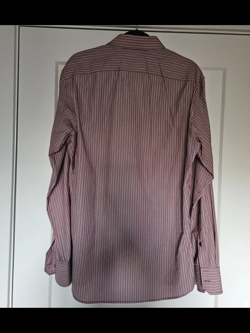 Tom Ford Gucci Men’s Burgundy and White Striped Dress Shirt